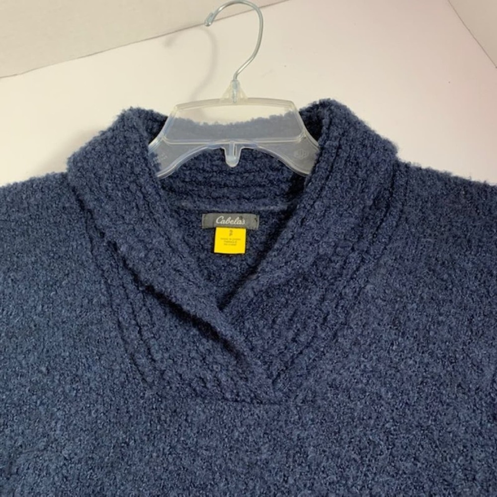 Cabella's V-neck Sweater in Blue Size S